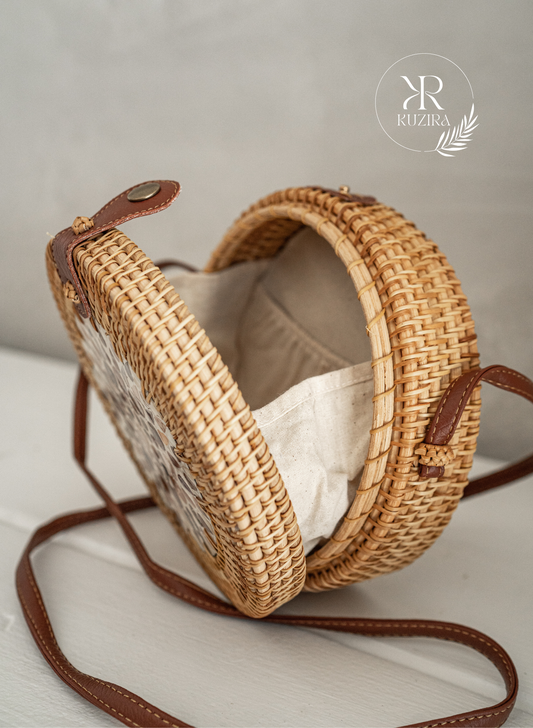 Handtasche aus Rattan mit echten Muscheln - Die Beste Freundin